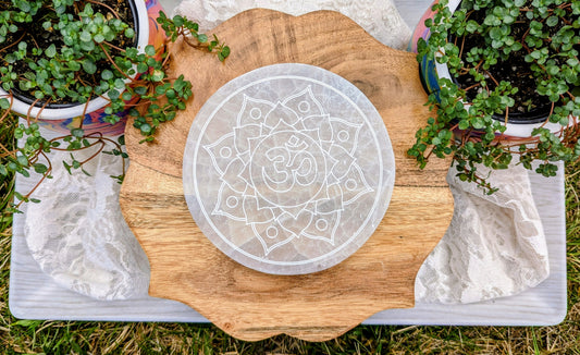 Mandala Engraved Charging Plate (5.5 Inch)